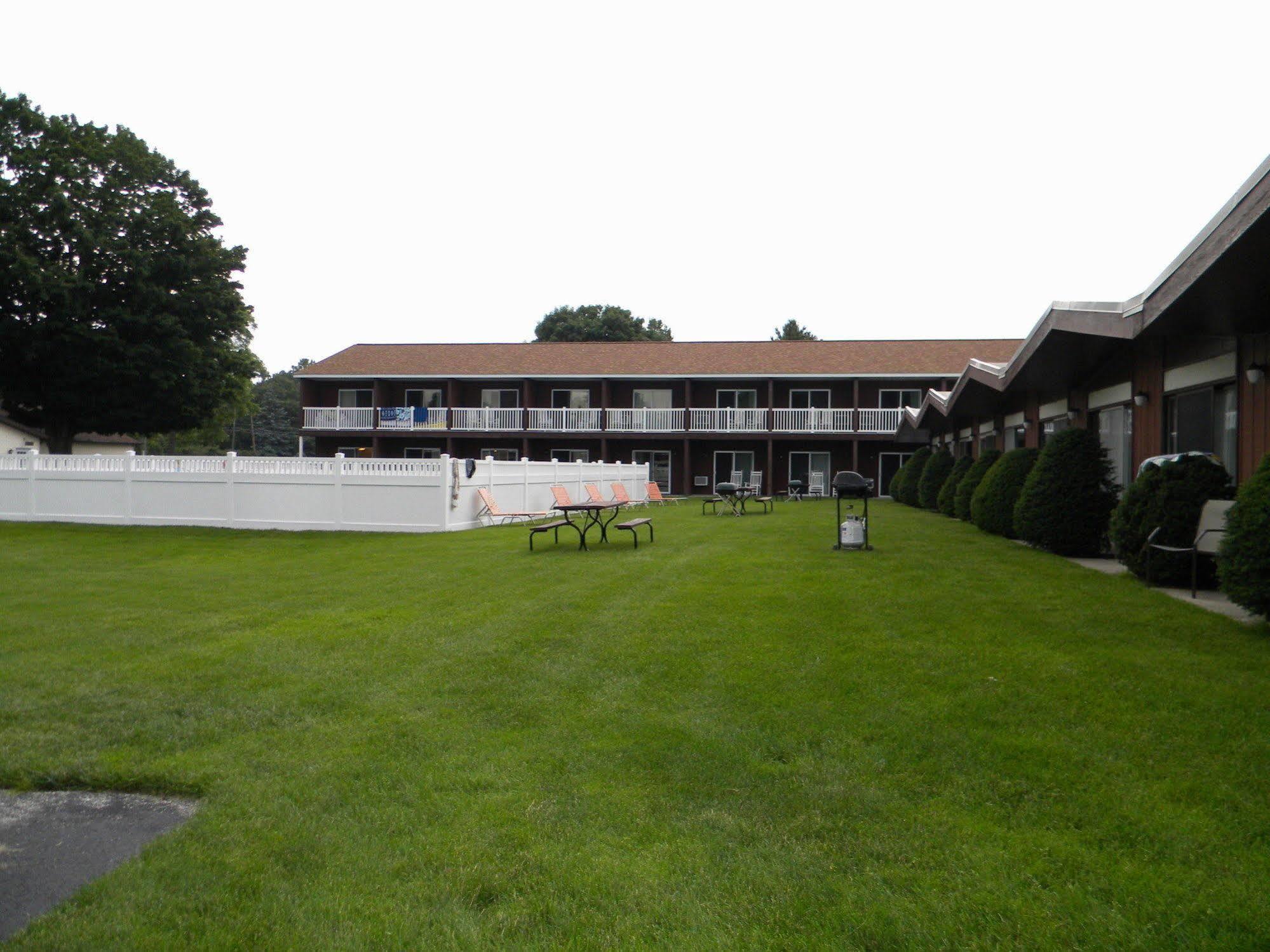 Nader'S Motel & Suites Ludington Eksteriør bilde