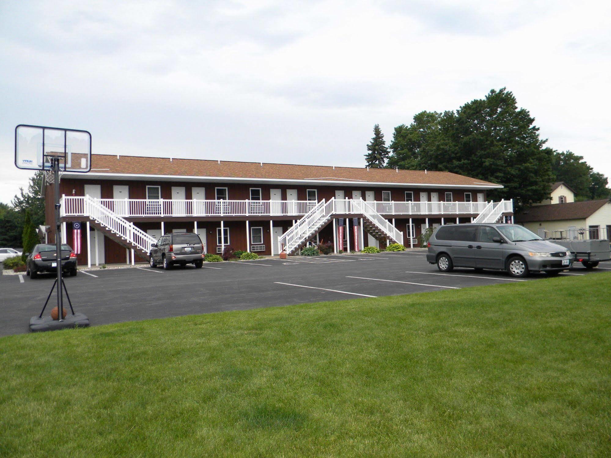 Nader'S Motel & Suites Ludington Eksteriør bilde
